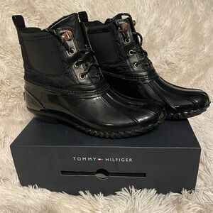 Women’s Tommy Hilfiger Duck Boots